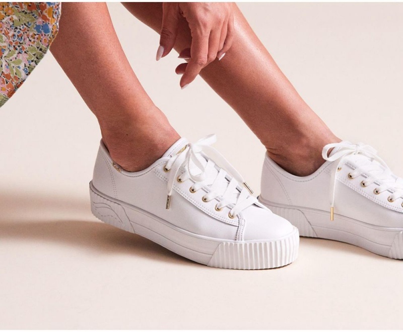 White Keds Triple Kick AMP Leather Sneakers | 3610-GNKPZ