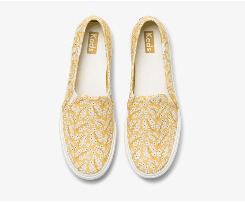 Yellow Keds Washable Double Decker Floral Slip On | 1749-YIMQV